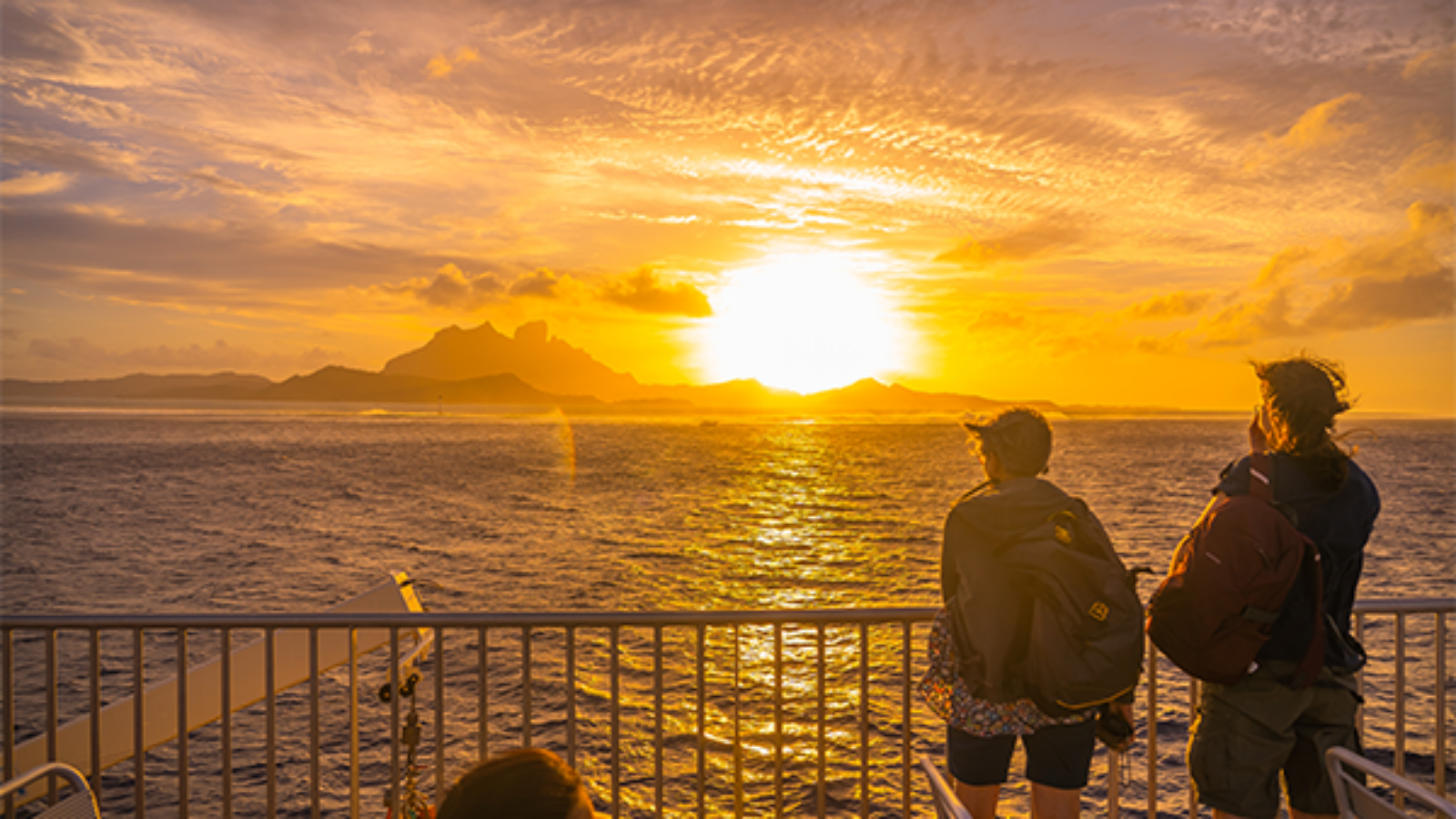 sundeck-apetahi-express